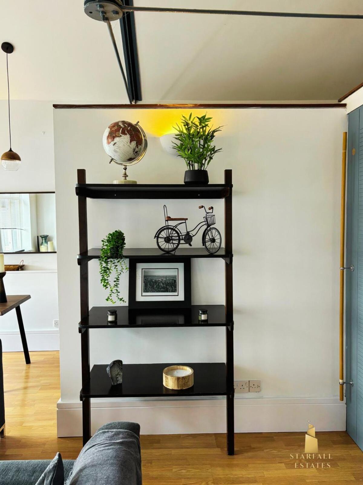 Airy Loft *