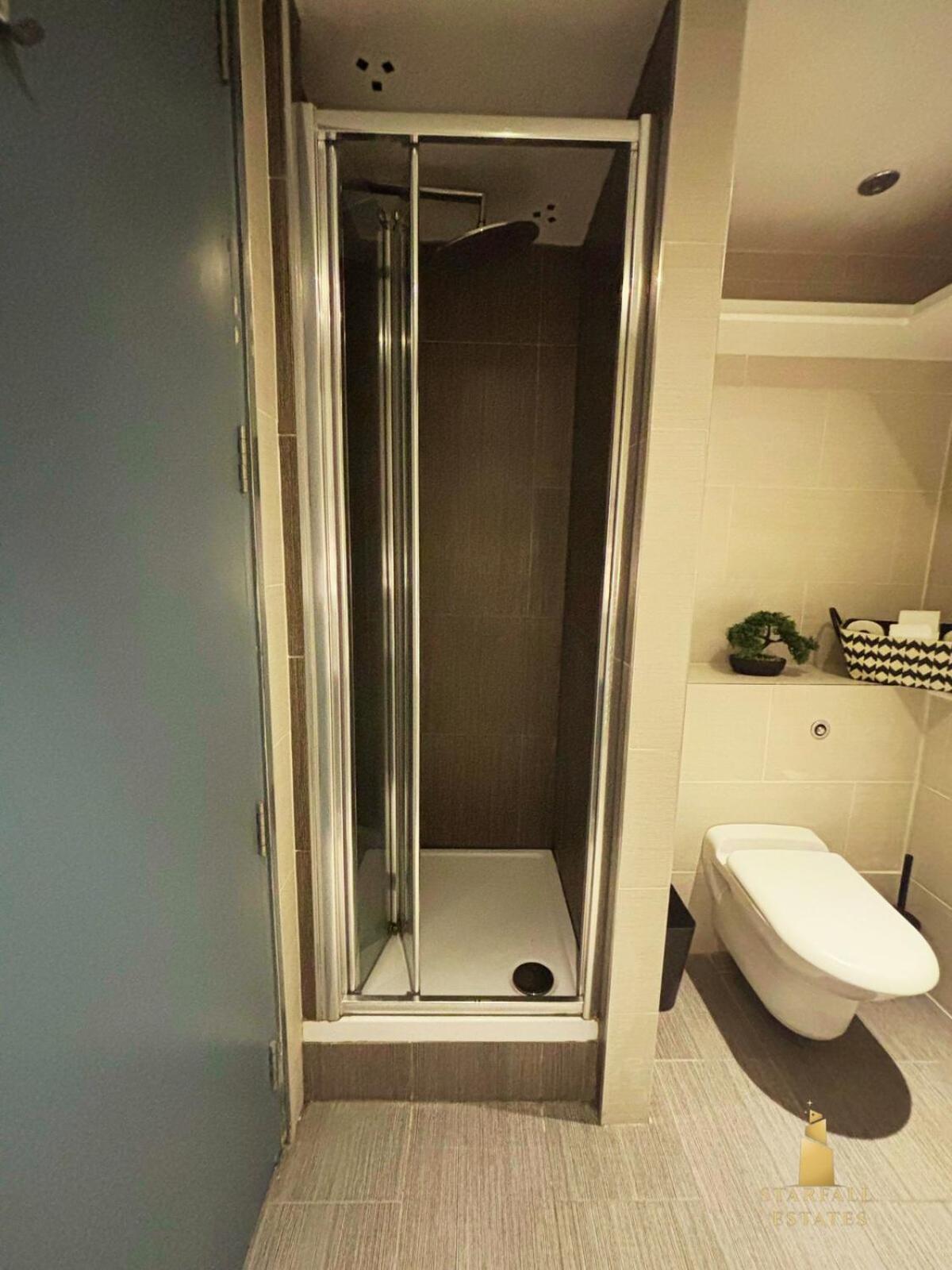 Airy Loft Apartment Leeds (West Yorkshire)